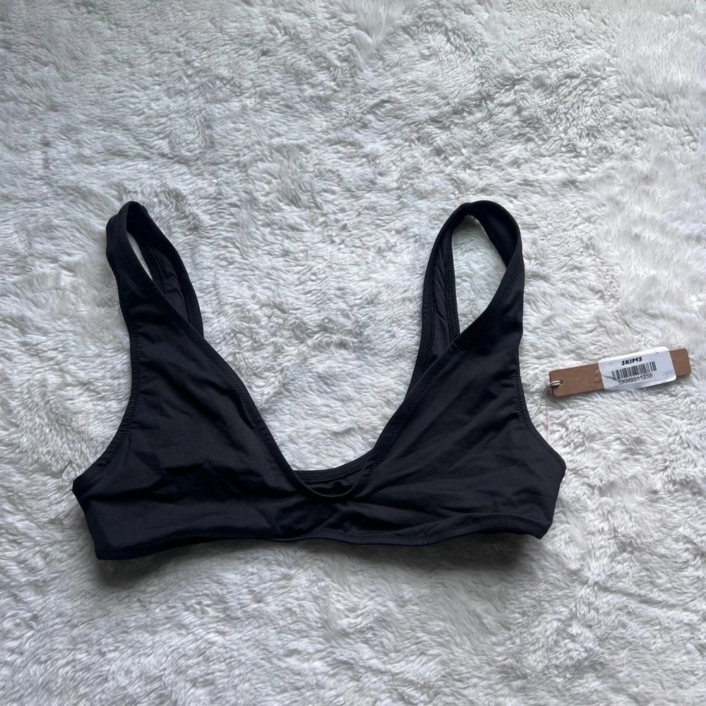 SKIMS Signature Swim Plunge Triangle Top Onyx Black BT-PLG-7500W Women Small NWT